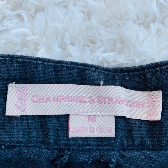 Anthropologie Champagne & Strawberry Shorts Size M - Picture 3 of 4